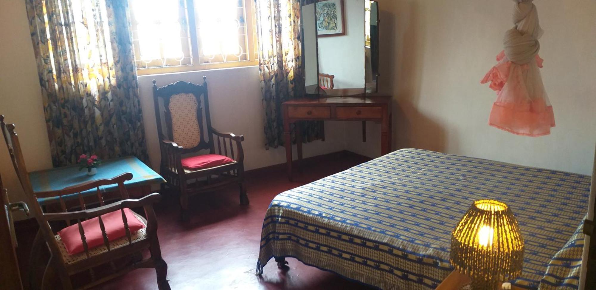 The Icebear Guesthouse Негомбо Номер фото